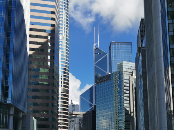 香港：一季度主要服务行业收益普遍上升 进出口贸易、保险等行业录双位数升幅